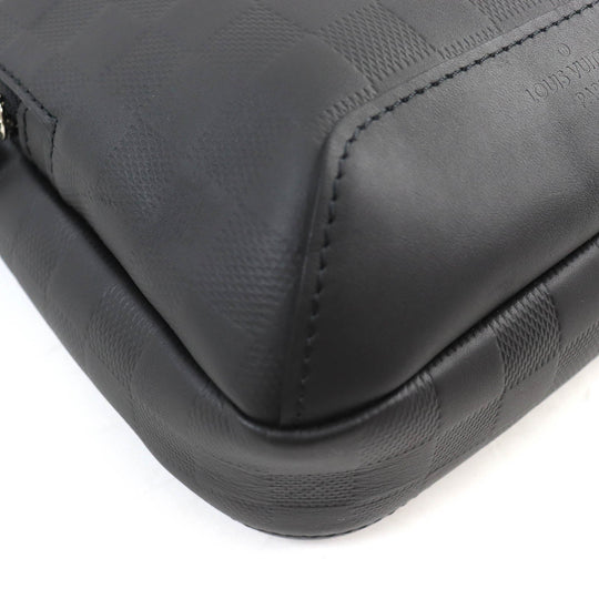LOUIS VUITTON Sling bag N41720 Damier Anfini black Avenue sling bag mens Used Authentic