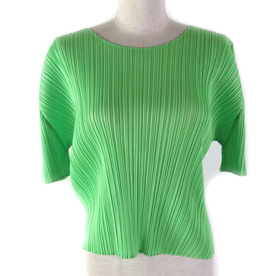 PLEATS PLEASE setup PP83-JK161/PP83-JF164 Main: 100% polyester green Women (Top) 3, (Bottom) 2 Used Authentic