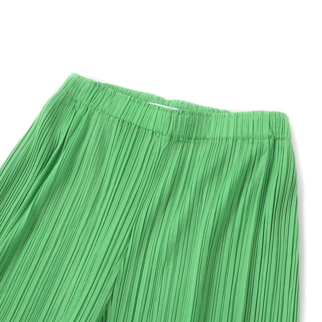 PLEATS PLEASE setup PP83-JK161/PP83-JF164 Main: 100% polyester green Women (Top) 3, (Bottom) 2 Used Authentic