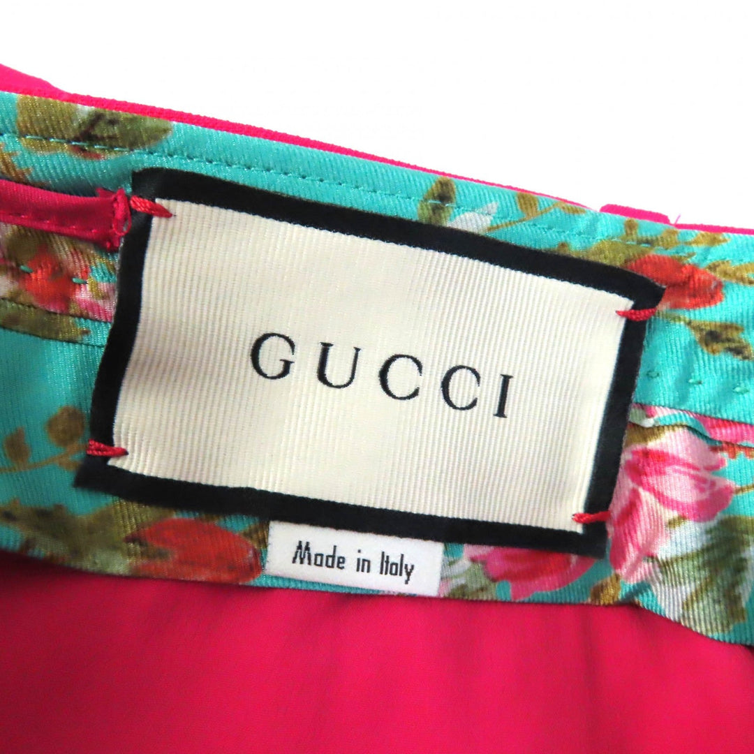 GUCCI Cropped pants 529540 Main: 97% rayon, Main: 3% polyurethane pink Women 38 Used Authentic