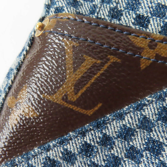 LOUIS VUITTON Denim pants Main: 100% cotton, Lining: 100% cotton, Part: 77% polyester, Part: 23% polyurethane, Part: 50% polyester, : 50% cotton Part: leather Navy Women 34 Used Authentic