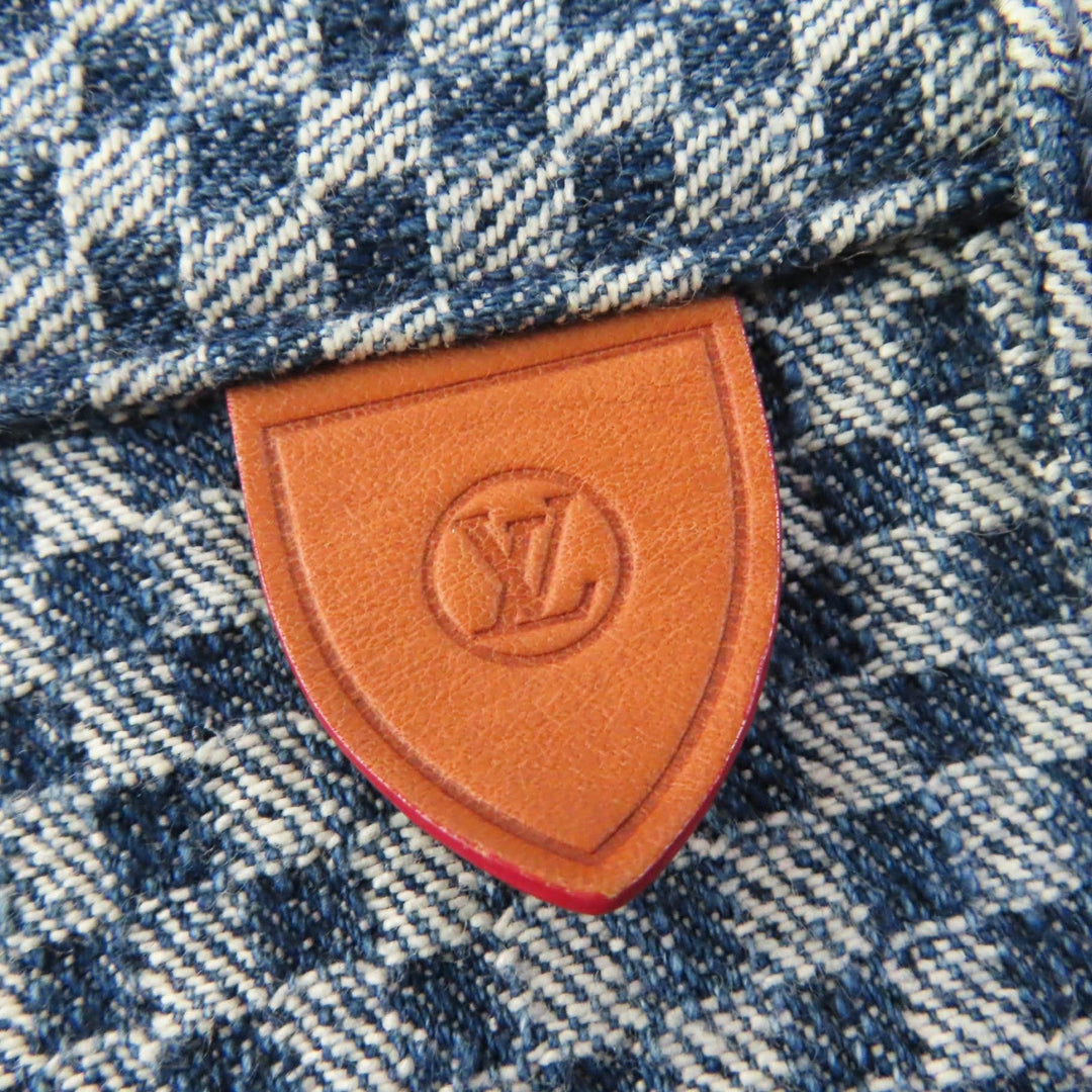 LOUIS VUITTON Denim pants Main: 100% cotton, Lining: 100% cotton, Part: 77% polyester, Part: 23% polyurethane, Part: 50% polyester, : 50% cotton Part: leather Navy Women 34 Used Authentic