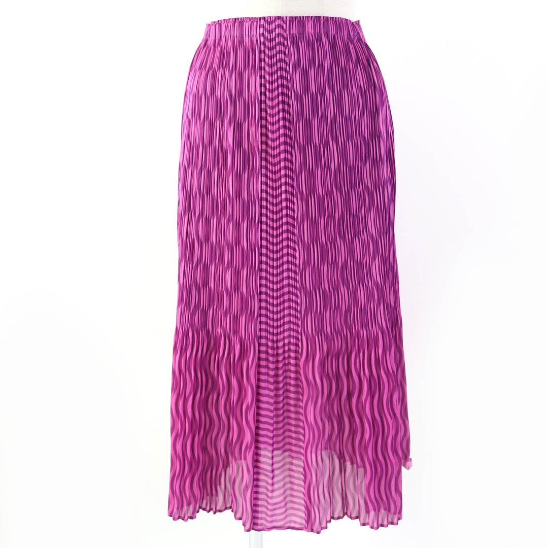 PLEATS PLEASE setup Main: 100% polyester purple Women (Top) 3, (Bottom) 2 Used Authentic