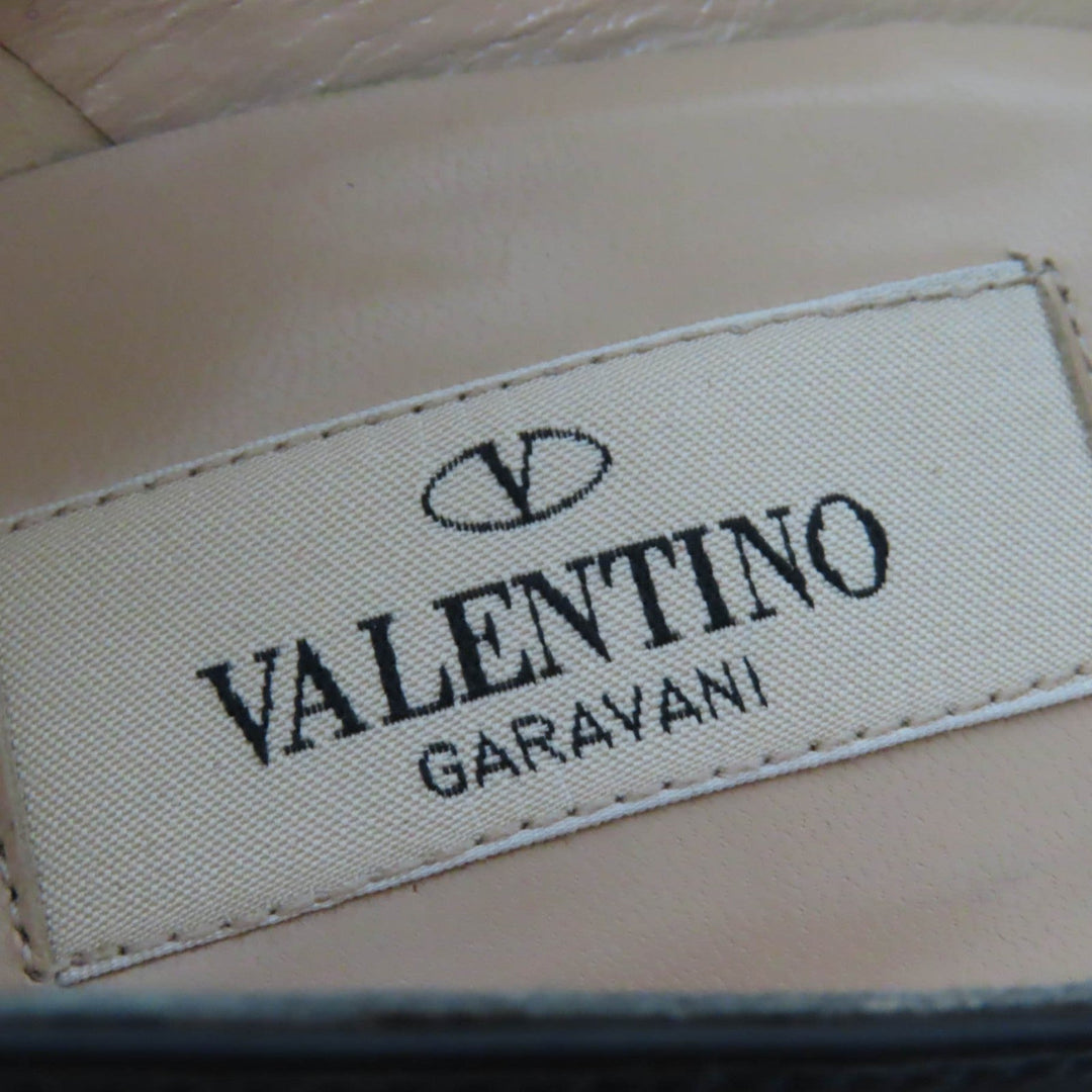 Valentino Garavani pumps Main: Leather black Women 35 Used Authentic