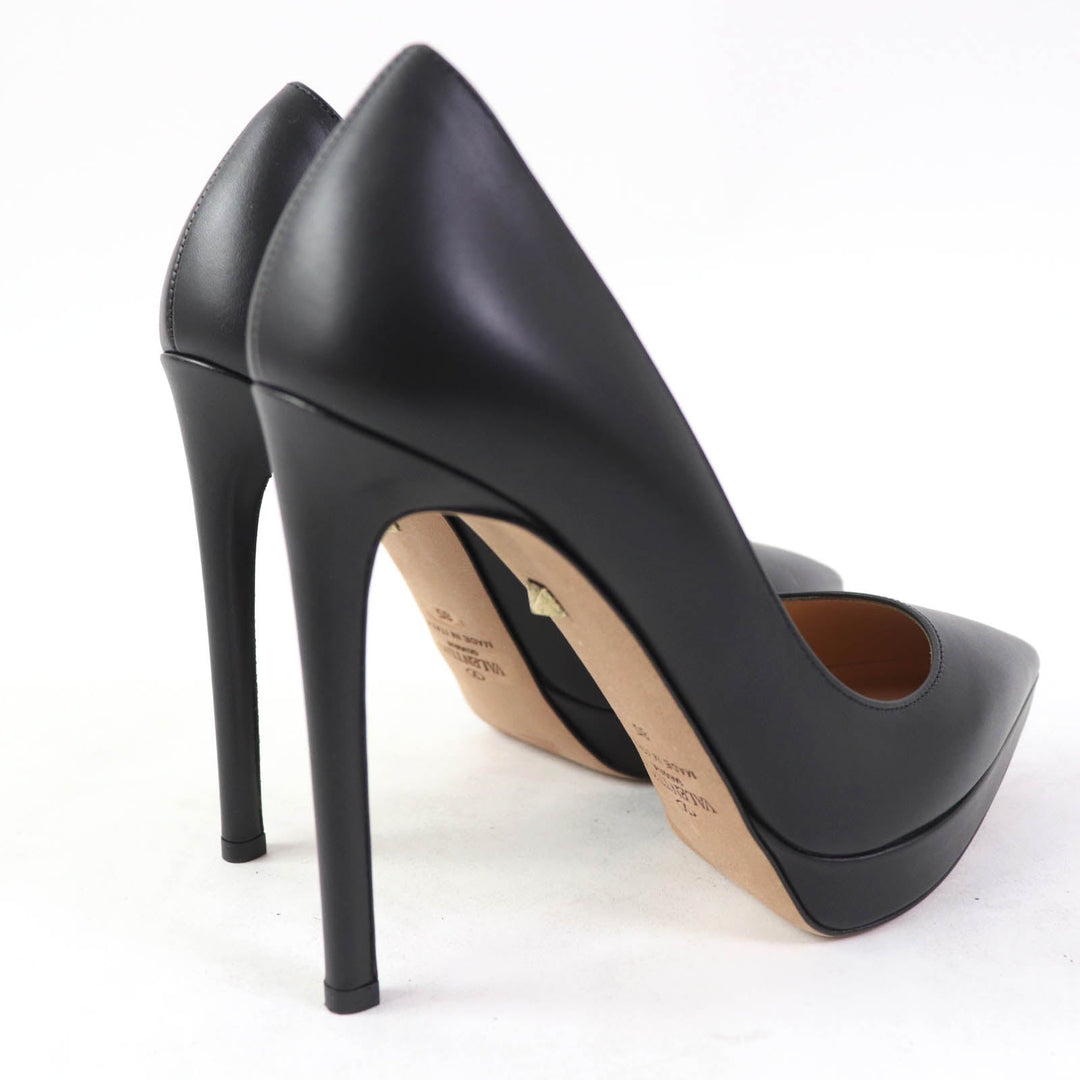 Valentino Garavani pumps Main: Leather black Women 35 Used Authentic