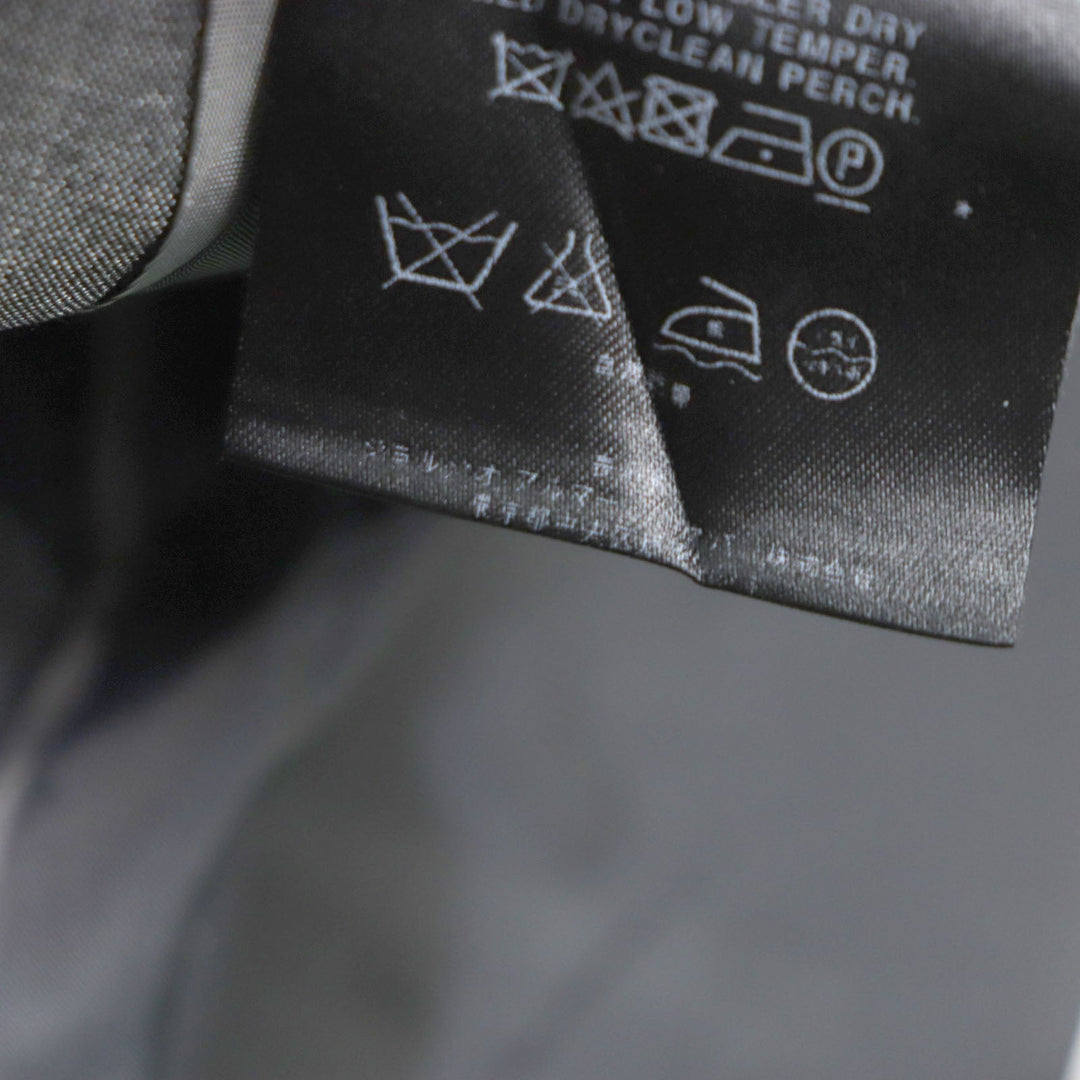 GIORGIO ARMANI suit Outer: 60% wool, Outer: 40% silk, Lining: 100% cupra gray mens 48 Used Authentic