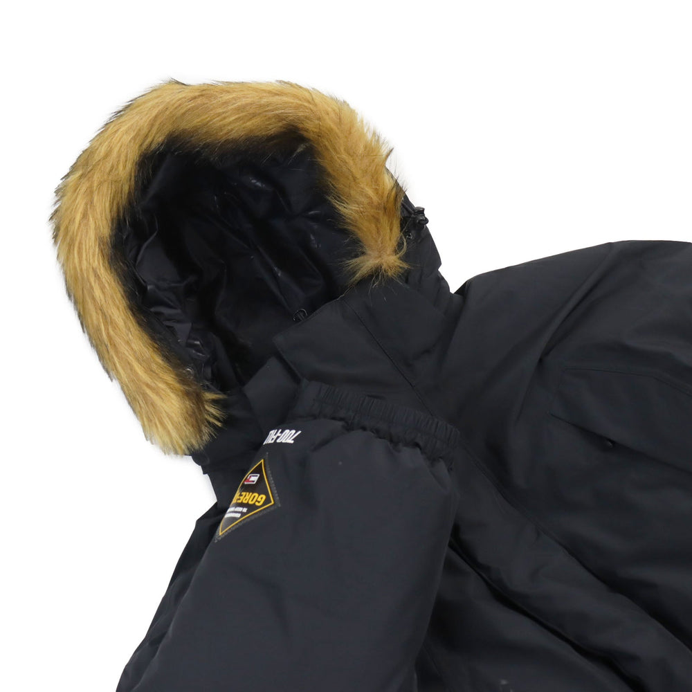 Supreme Down jacket Outer: 100% nylon, Filling: 80% down, Filling: 20% feather, Lining: 100% nylon, Part: 50% polyester, 30% hemp, 20% acrylic black GORE-TEX 700-Fill Down Parka mens S Used Authentic