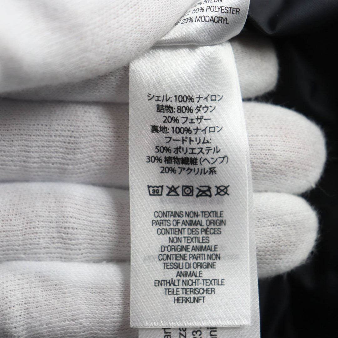 Supreme Down jacket Outer: 100% nylon, Filling: 80% down, Filling: 20% feather, Lining: 100% nylon, Part: 50% polyester, 30% hemp, 20% acrylic black GORE-TEX 700-Fill Down Parka mens S Used Authentic