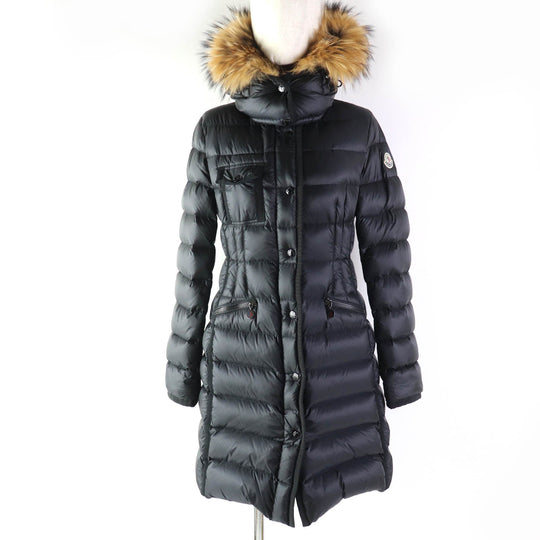 MONCLER down coat Main: 100% nylon, Lining: 100% nylon, Fur: raccoon, Filling: 90% down, Filling: 10% feather black HERMIFUR Women 00 Used Authentic