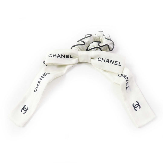 CHANEL hair accessory AA8926 Main: 100% silk; Part: 100% viscose White black Women Used Authentic