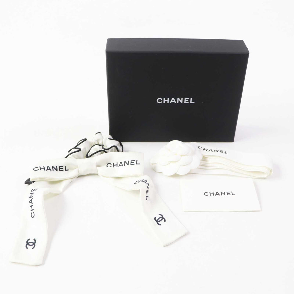 CHANEL hair accessory AA8926 Main: 100% silk; Part: 100% viscose White black Women Used Authentic