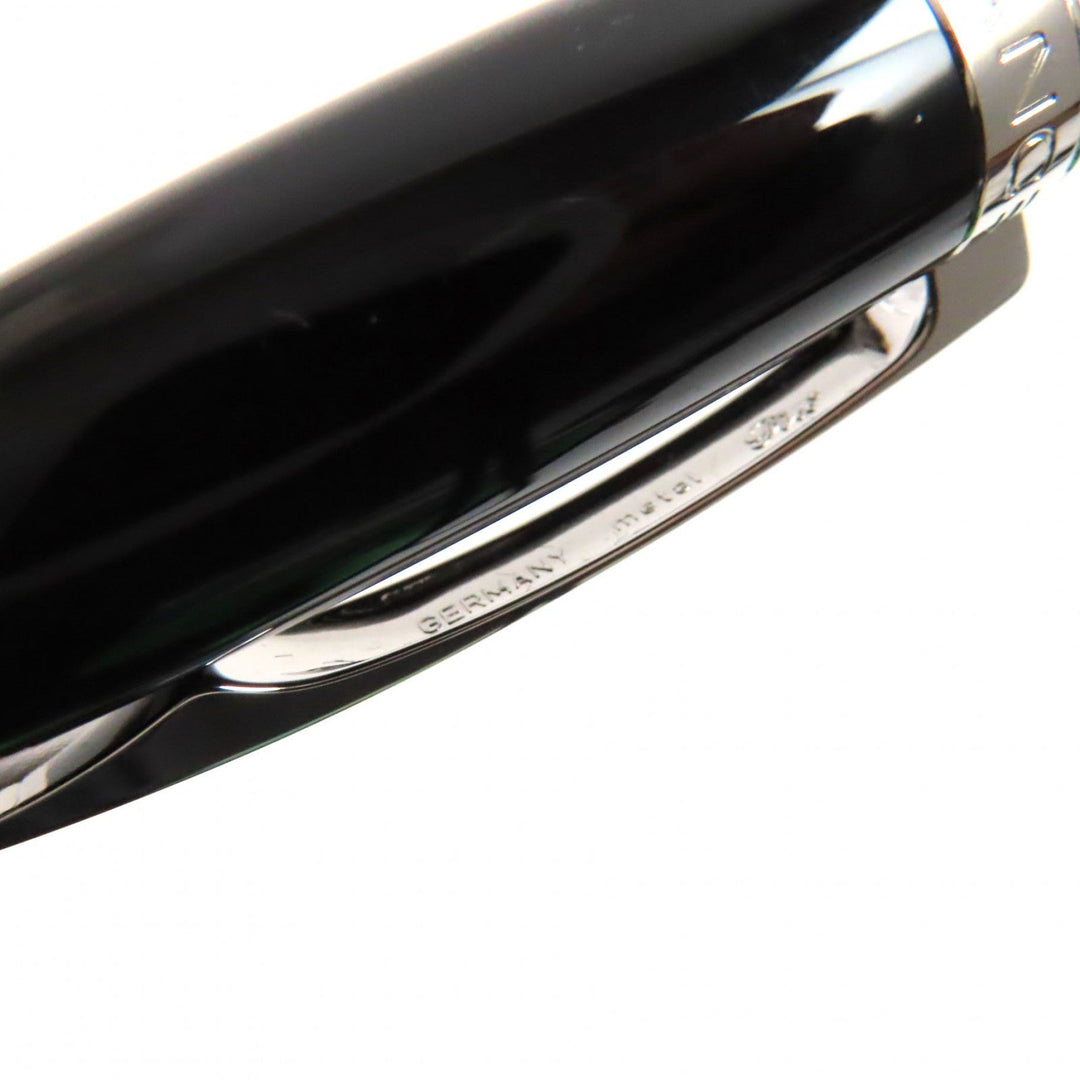 MONTBLANC Ballpoint pen Ruthenium plating, resin Black Silver Starwalker mens Used Authentic