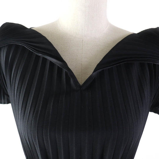 JUNYA WATANABE COMME des GARCONS one piece JD-0065 Main: 100% wool black Women XS Used Authentic