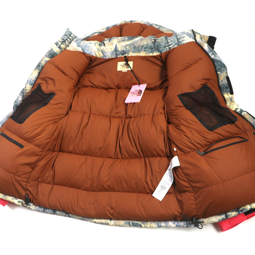 GUCCI Down jacket 663895 Outer: 100% nylon, Outer: 73% nylon, Outer: 27% cotton, Lining: 100% nylon, Filling: 85% down, 15% feather Multi Forest mens L Used Authentic