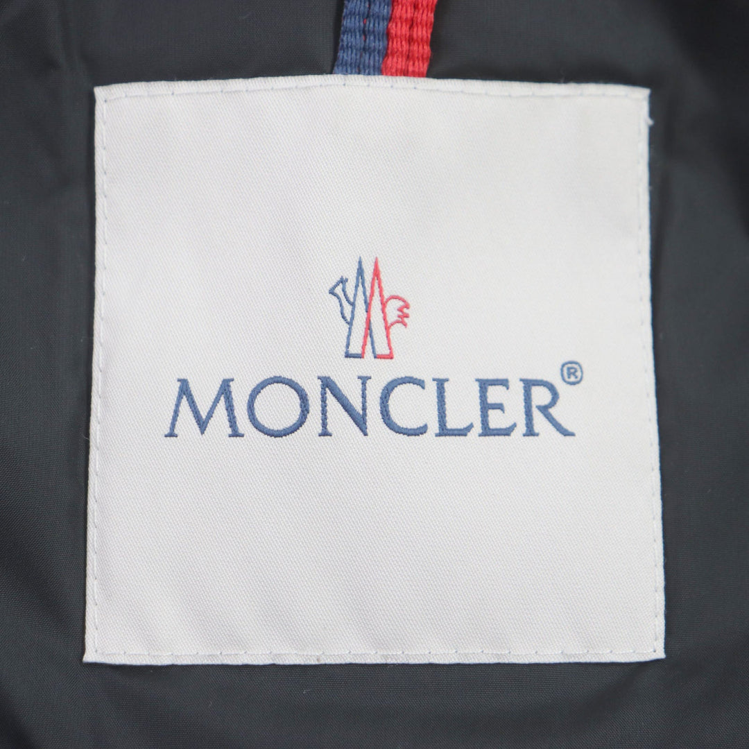 MONCLER Down jacket Outer: 100% nylon, Lining: 100% nylon, Filling: 90% down, Filling: 10% feather, Hood lining: 100% nylon black DERA Women 00 Used Authentic