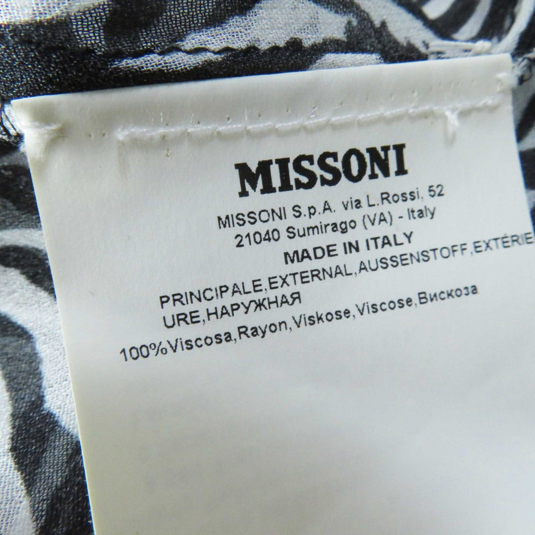 Missoni one piece Outer: 100% rayon, Part: 100% nylon, Petticoat: 96% silk, 4% polyurethane Black White Women 40 Used Authentic
