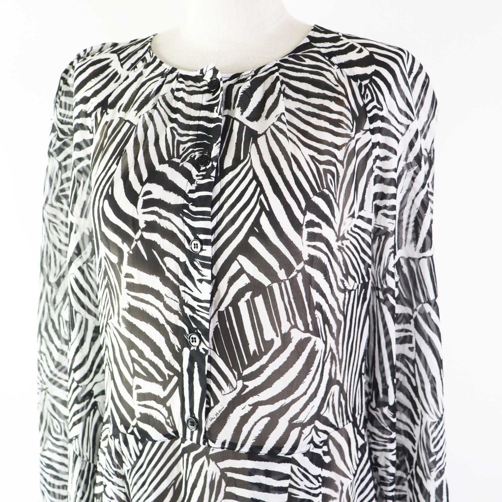 Missoni one piece Outer: 100% rayon, Part: 100% nylon, Petticoat: 96% silk, 4% polyurethane Black White Women 40 Used Authentic