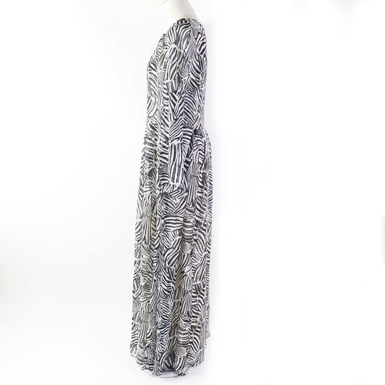 Missoni one piece Outer: 100% rayon, Part: 100% nylon, Petticoat: 96% silk, 4% polyurethane Black White Women 40 Used Authentic
