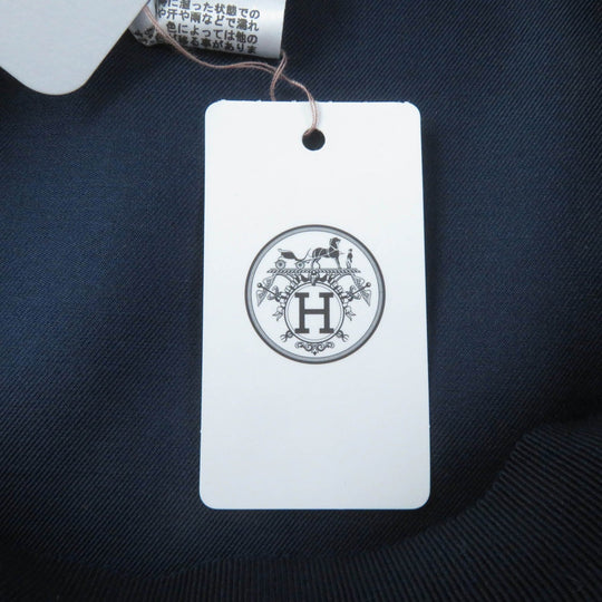 HERMES Casquette Outer: 98% cotton, Outer: 2% polyurethane, Lining: 54% cotton, Lining: 46% silk, Lining trim: 56% cotton, 44% rayon White navy Vauban Women 56 Used Authentic