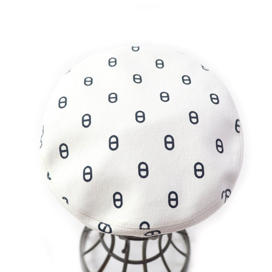 HERMES Casquette Outer: 98% cotton, Outer: 2% polyurethane, Lining: 54% cotton, Lining: 46% silk, Lining trim: 56% cotton, 44% rayon White navy Vauban Women 56 Used Authentic