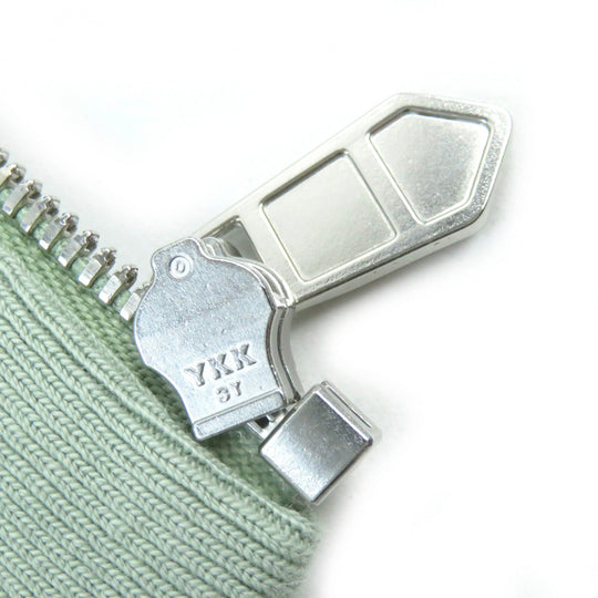 HERMES Hoodie Main: 100% cotton, Switching parts: 80% nylon & 20% polyurethane, Cuffs and hem: 90% cotton, 10% polyurethane, Attached string: 100% cotton Light green type Run H mens M Used Authentic