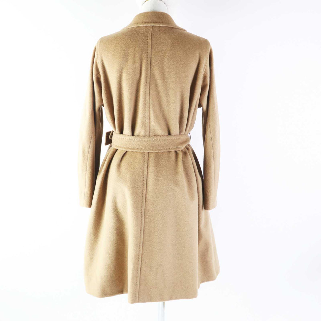 WEEKEND MaxMara coat Outer: 100% camel, Lining: 100% viscose (rayon) Camel White tag Women 36 Used Authentic