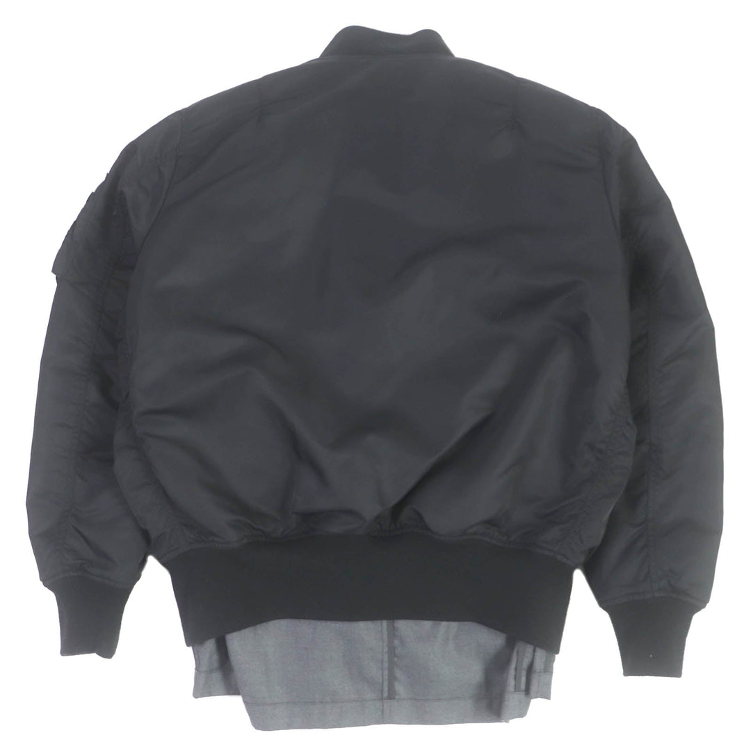 Loro Piana Blouson FAM1063 Main: 100% nylon, Lining: 100% wool, Filling: 100% polyester, Rib: 64% acrylic, 26% wool, 9% polyester, 1% polyurethane, Leather: Cowhide Black Grey mens S Used Authentic