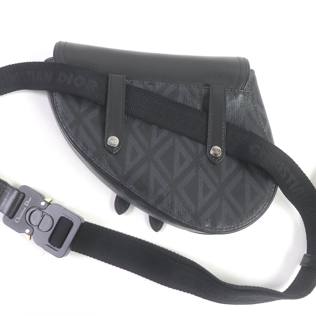 Dior HOMME Sling bag 1ADPO093CDP_H43E Main: Leather black Saddle mini mens Used Authentic