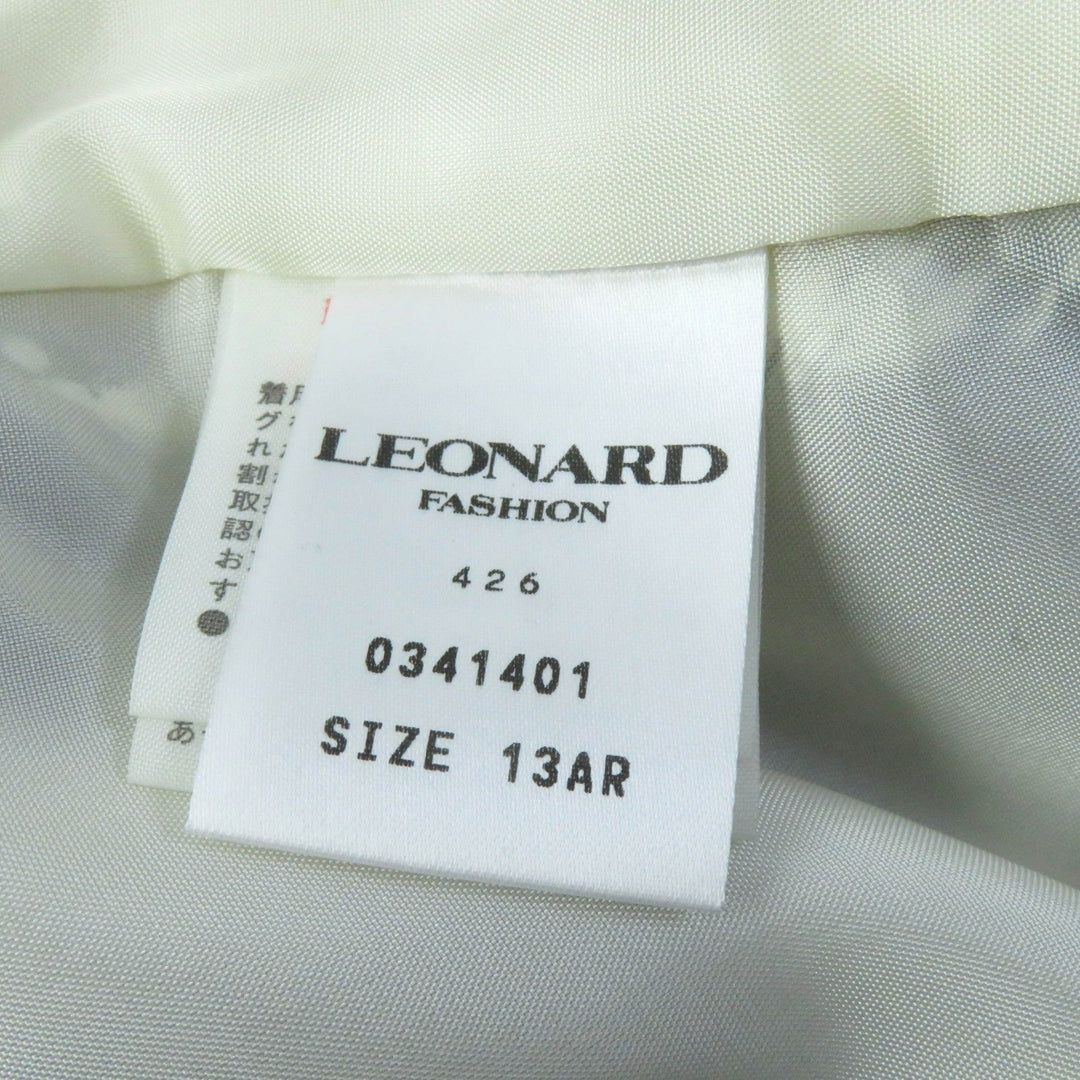 LEONARD FASHION setup Outer: 100% silk, Outer: 100% wool, Lining: 100% cupra, Filling: 100% polyester, Outer: 60% wool Ivory black Women (Top)13AR, (Bottom) 70 Used Authentic