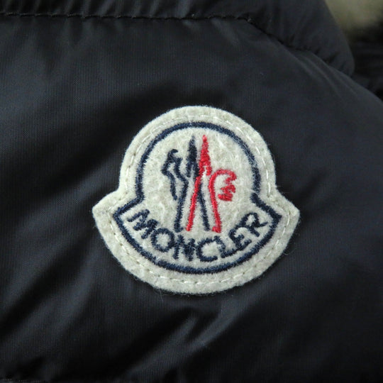 MONCLER down coat Outer: 100% nylon, Lining: 100% nylon, Fur: raccoon, Filling: 90% down, Filling: 10% feather black HERMIFUR Women zero size Used Authentic