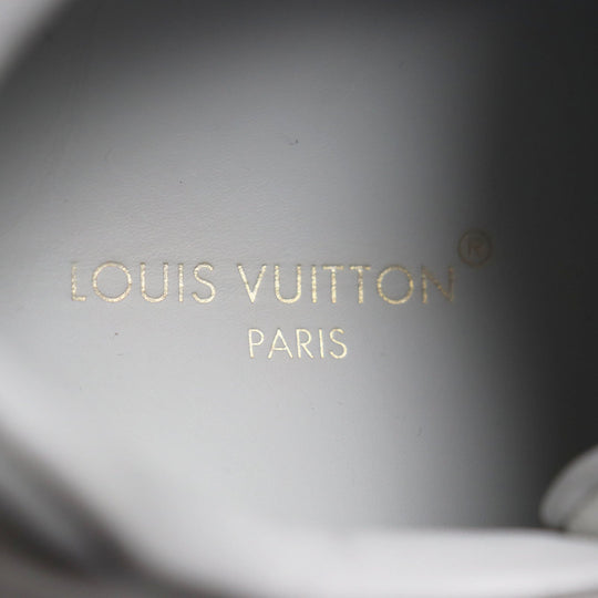LOUIS VUITTON Low cut sneakers 1ACW23 leather Bron white Runaway line 7