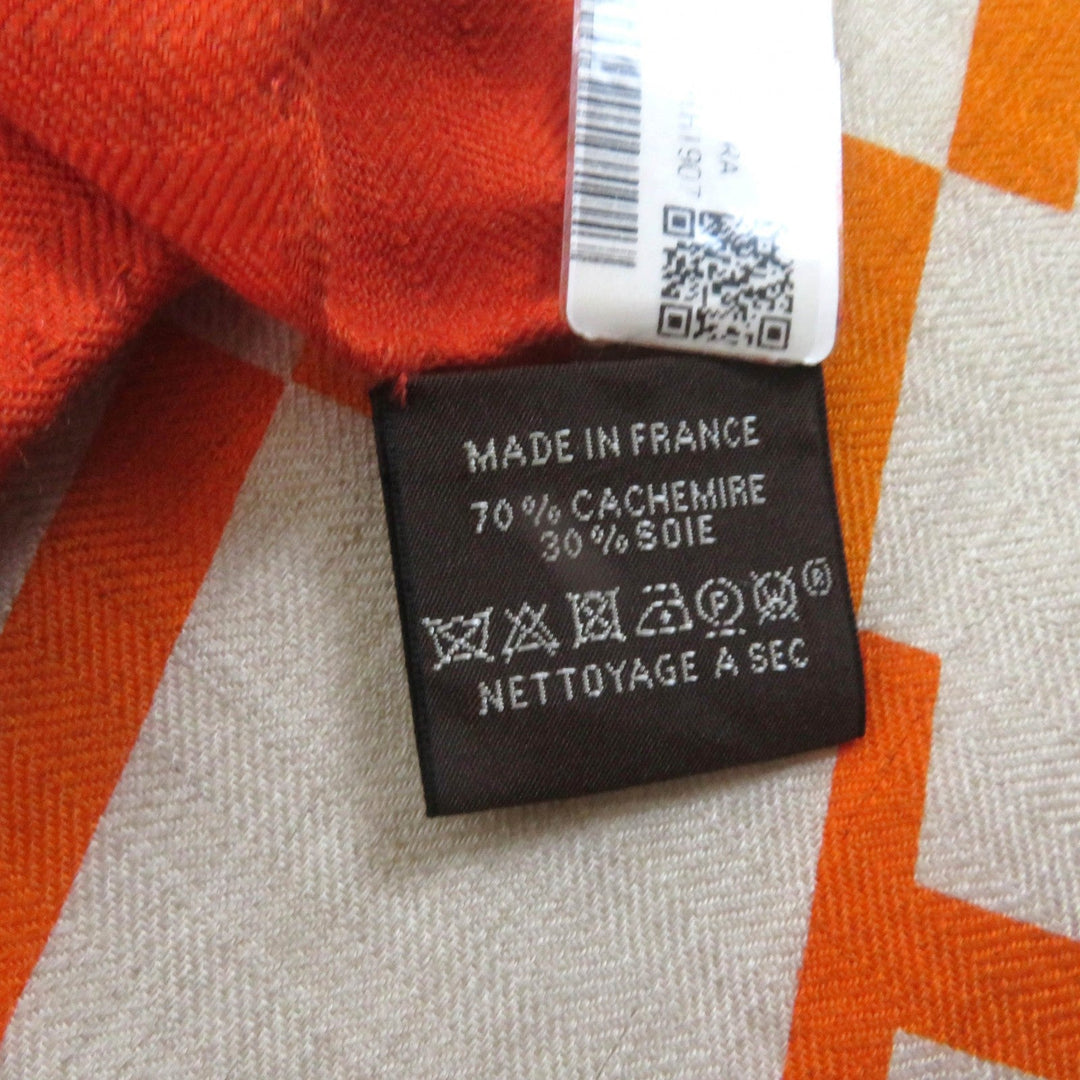 HERMES Stall Main: 70% cashmere, Main: 30% silk Orange Carre140 Caregean Women Used Authentic