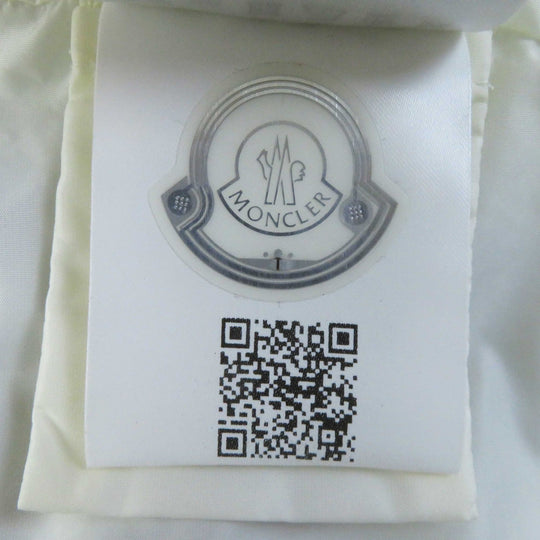 MONCLER Nylon jacket Outer: 100% nylon, Lining: 100% nylon, Part: 100% nylon white BAABA Women 1 Used Authentic