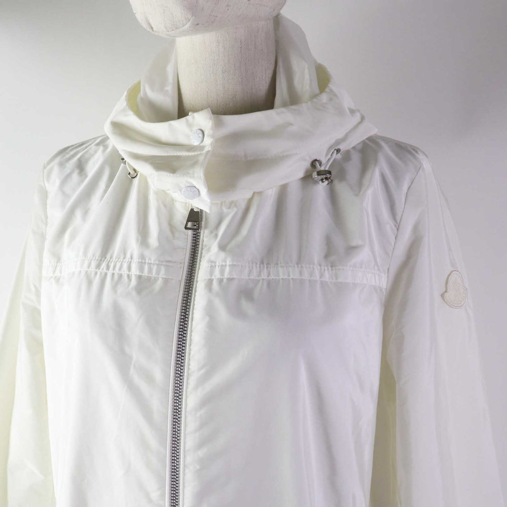 MONCLER Nylon jacket Outer: 100% nylon, Lining: 100% nylon, Part: 100% nylon white BAABA Women 1 Used Authentic