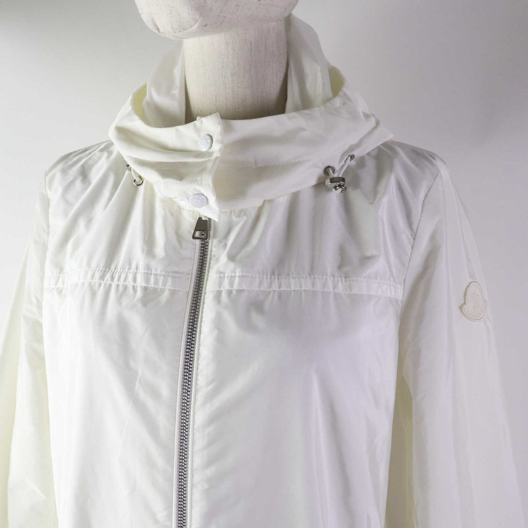 MONCLER Nylon jacket Outer: 100% nylon, Lining: 100% nylon, Part: 100% nylon white BAABA Women 1 Used Authentic