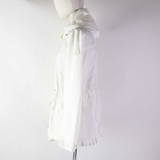 MONCLER Nylon jacket Outer: 100% nylon, Lining: 100% nylon, Part: 100% nylon white BAABA Women 1 Used Authentic