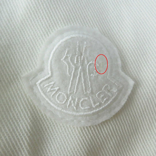 MONCLER Other outerwear Outer: 74% cotton, Outer: 26% linen, Hood lining: 100% nylon Hood: 100% nylon white GOLDFIFLED Women ‚O Used Authentic