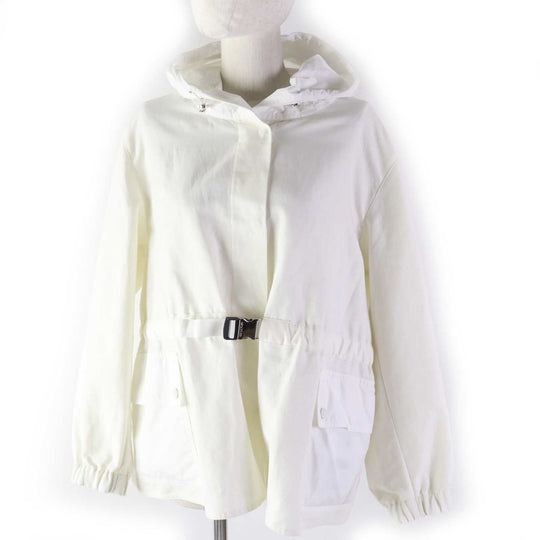 MONCLER Other outerwear Outer: 74% cotton, Outer: 26% linen, Hood lining: 100% nylon Hood: 100% nylon white GOLDFIFLED Women ‚O Used Authentic