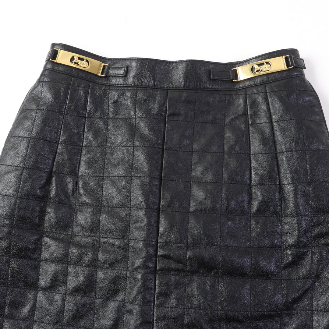 CELINE Mini skirt 2H251978E Main: Lamb leather Lining: 100% silk Pocket lining: 100% cotton Filling: 100% polyester Embroidery: 100% polyester black Women 36 Used Authentic