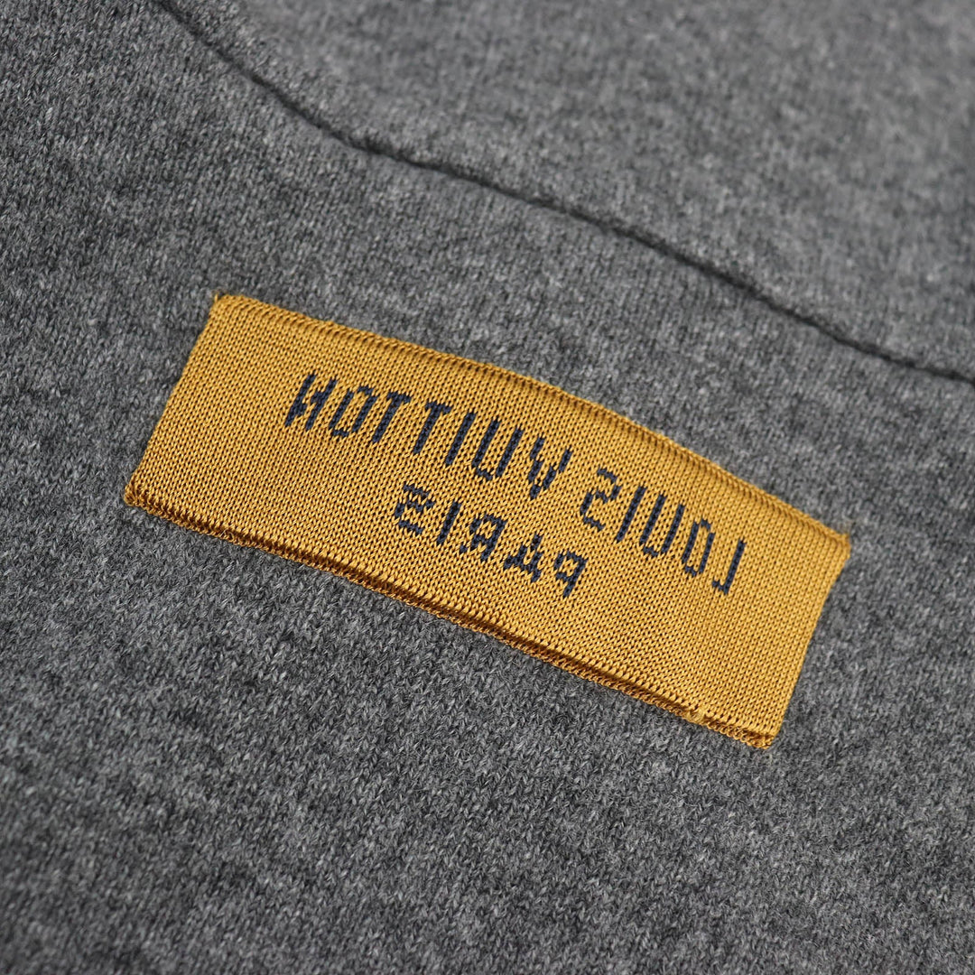 LOUIS VUITTON Hoodie Main: 98% cashmere, Main: 1% silk, Main: 1% nylon gray mens XL Used Authentic