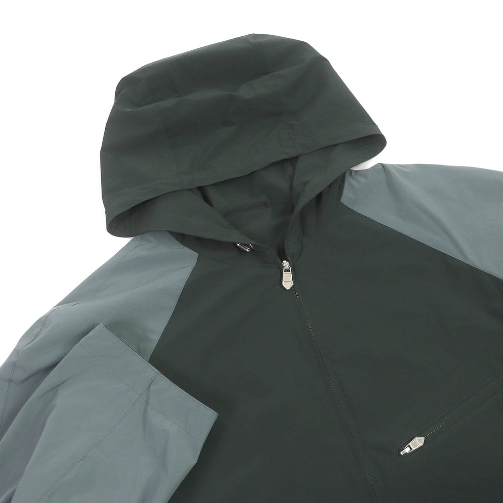 HERMES Mountain Hoodie Main: 80% nylon, Main: 20% polyurethane, Part: 100% cotton Green type Multicolor mens 56 Used Authentic