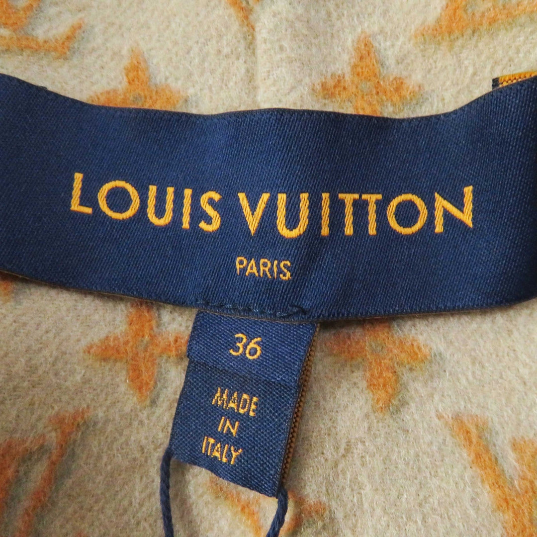 LOUIS VUITTON coat 1ABQP2 Outer material: 99% wool, Outer material: 1% silk, Part: Lamb leather beige Removable collar double face coat Women 36 Used Authentic