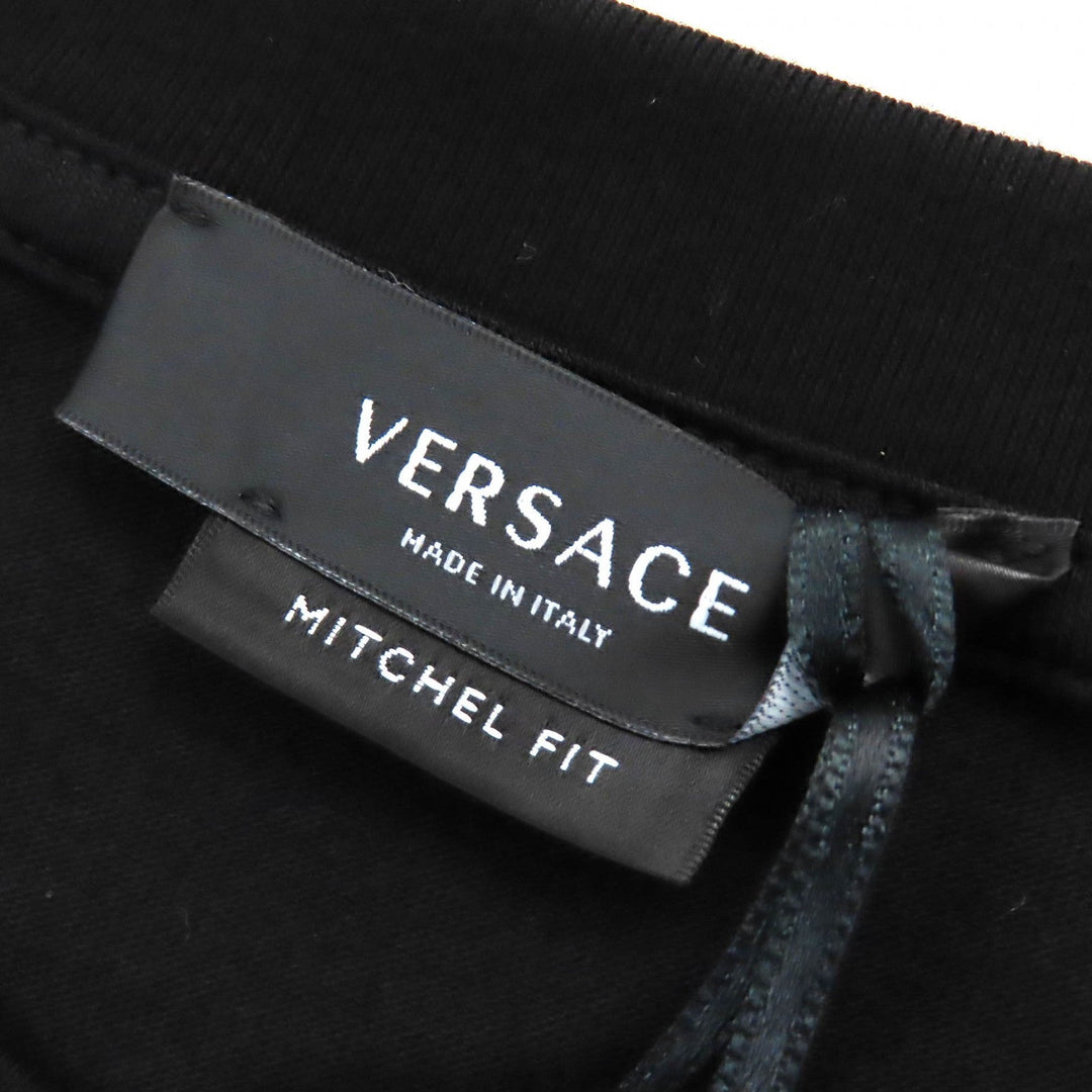 VERSACE Short sleeve T-shirt 1008465 Main: 100% cotton, embroidery: 100% polyester Black red mens M Used Authentic