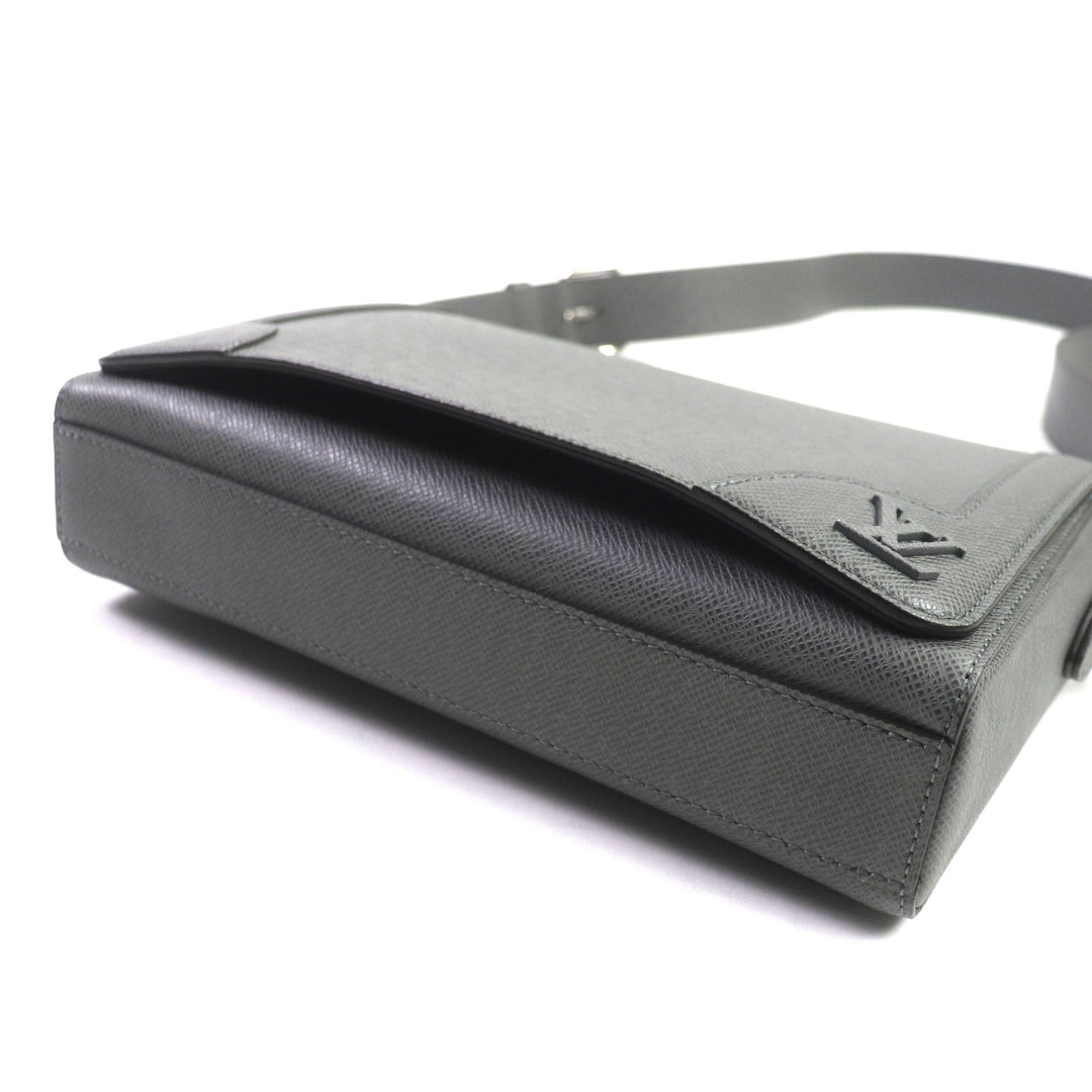 LOUIS VUITTON Shoulder Bag M30808 Taiga Leather gray Taiga new flap messenger mens Used Authentic