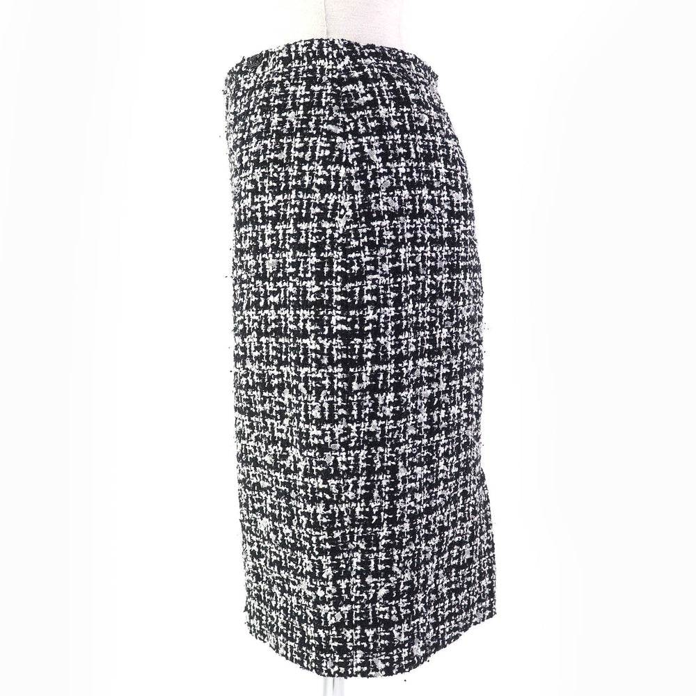 CHANEL Tight Skirt P35515 Outer material: 56% nylon, 22% wool, 9% cotton, 7% polyester, 4% rayon, 2% acrylic, lining: 100% silk Black White Women 36 Used Authentic