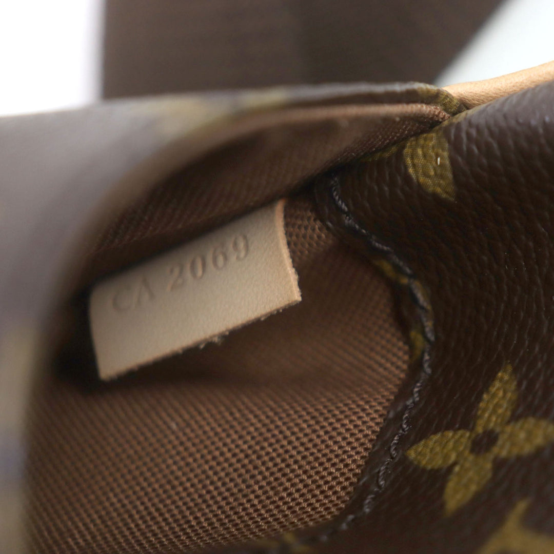 LOUIS VUITTON Sling bag M51870 Monogram canvas Brown Monogram Pochette Gange mens Used Authentic