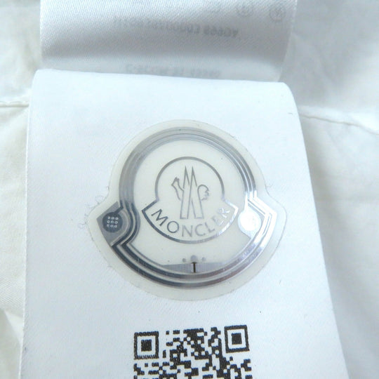 MONCLER Cut Main: 100% cotton, Part: 98% cotton, Part: 1% polyurethane, Part: 1% nylon, Part: 100% cotton White blue Stainless Steel POLO Women M Used Authentic