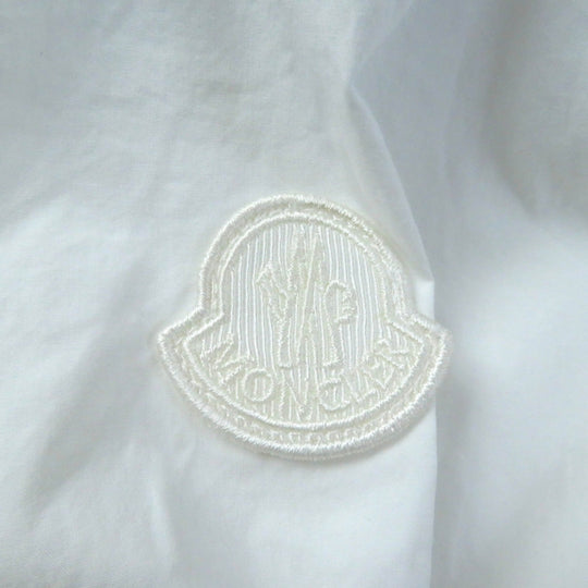 MONCLER Cut Main: 100% cotton, Part: 98% cotton, Part: 1% polyurethane, Part: 1% nylon, Part: 100% cotton White blue Stainless Steel POLO Women M Used Authentic