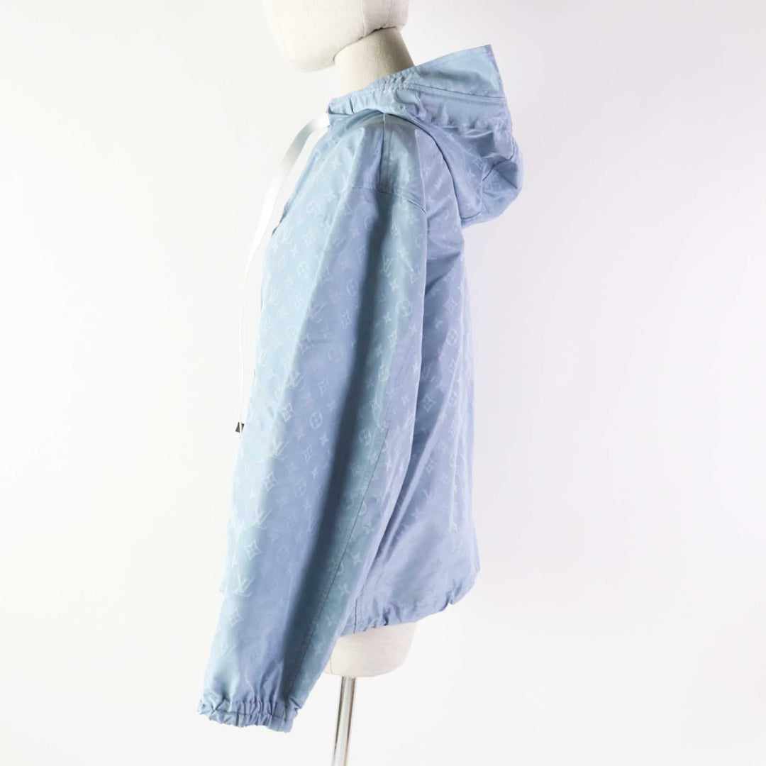LOUIS VUITTON Blouson 1AFE42 Outer: 53% polyester, Outer: 47% silk, Lining: 100% cotton, Part: 100% polyester, Synthetic leather: 100% polyester Light blue Monogram print parka Women 38 Used Authentic