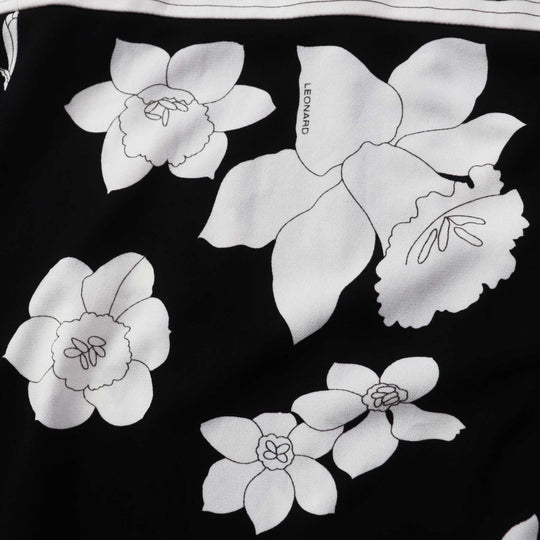 LEONARD FASHION one piece 0130505 Outer material: 65% acetate, Outer material: 35% polyester Black White Women M Used Authentic